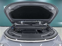 Li Auto L8 Ultra Smart Refresh Edition - ფოტო 16