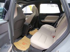 Volvo XC70 Plug-in Hybrid 2026 Two-Wheel Drive Long Range Core - ფოტო 10
