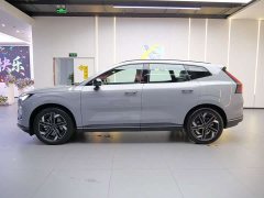 Volvo XC70 Plug-in Hybrid 2026 Two-Wheel Drive Long Range Core - ფოტო 3