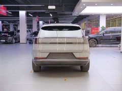 Volvo XC70 Plug-in Hybrid 2026 Two-Wheel Drive Long Range Core - ფოტო 5