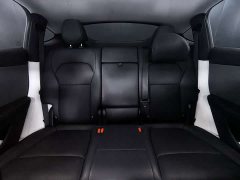 Tesla Model Y Rear-Wheel Drive - ფოტო 13