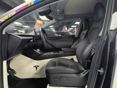 Tesla Model Y Rear-Wheel Drive - ფოტო 5