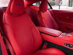 Aston Martin DB11 2020 4.0T V8 Coupe - ფოტო 15