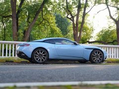 Aston Martin DB11 2020 4.0T V8 Coupe - ფოტო 7