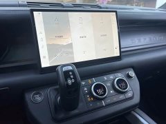 Land Rover Defender 110 3.0T P400 X-Dynamic HSE - ფოტო 10