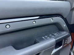 Land Rover Defender 110 3.0T P400 X-Dynamic HSE - ფოტო 12