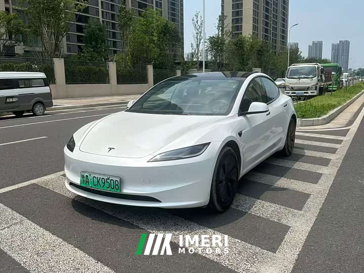 Tesla Model 3 Rear-Wheel Drive - ავტომობილი ჩინეთიდან