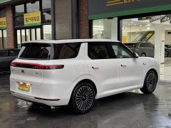 IM Motors Zhiji LS8 52 Max Tech Flagship 5-Seater - ფოტო 7