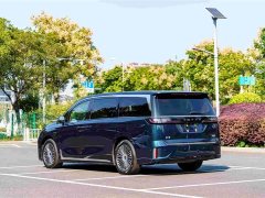 Voyah Lantu Dreamchaser PHEV AWD Luxury Qiankun Edition - ფოტო 4