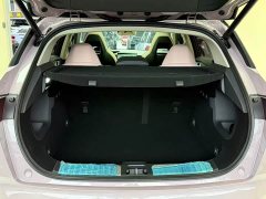 Lynk & Co Geely Lynk & Co 06 1.5T Shero Pink Special Edition - ფოტო 9
