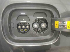Li Auto L8 Pro - ფოტო 6