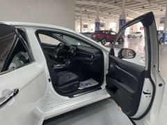 Toyota Camry 2021 2.0G Luxury - ფოტო 8