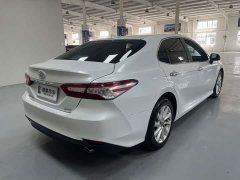 Toyota Camry 2021 2.0G Luxury - ფოტო 2