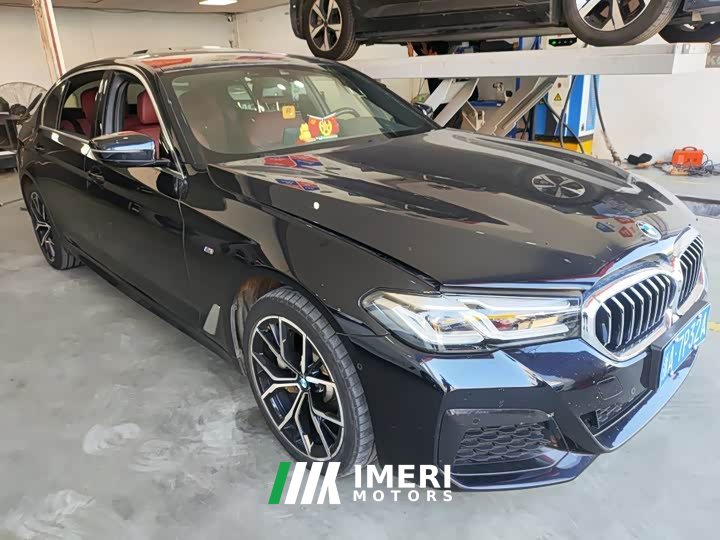 BMW 5 Series Facelift 530Li M Sport Luxury - ავტომობილი ჩინეთიდან