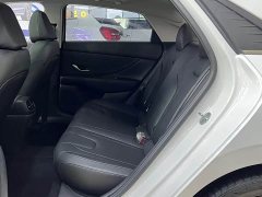 Hyundai Elantra 2022 1.5L CVT GLX Elite - ფოტო 13