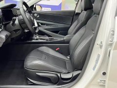 Hyundai Elantra 2022 1.5L CVT GLX Elite - ფოტო 14