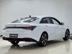 Hyundai Elantra 2022 1.5L CVT GLX Elite - ფოტო 4