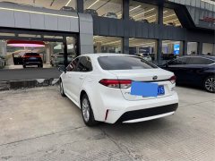 Toyota Corolla Hybrid 1.8H E-CVT Luxury - ფოტო 5