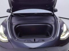 Tesla Model Y Rear-Wheel Drive - ფოტო 10