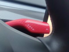 Tesla Model Y Rear-Wheel Drive - ფოტო 16