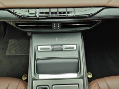 Lincoln Z 2.0T AWD Prestige Hybrid - ფოტო 16