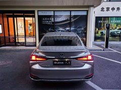 Lexus ES 2022 300h Excellence Edition - ფოტო 11