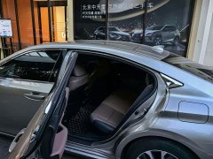 Lexus ES 2022 300h Excellence Edition - ფოტო 17