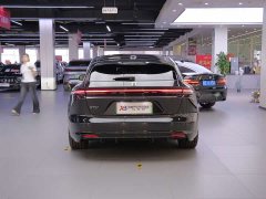 NIO ET5T 75kWh Touring - ფოტო 3