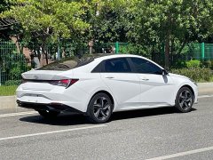 Hyundai Elantra 1.5L CVT GLX Elite - ფოტო 19