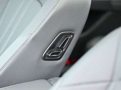 Volkswagen Passat Outstanding Edition 380TSI Starry Sky Dragon Ascendant Version - ფოტო 13