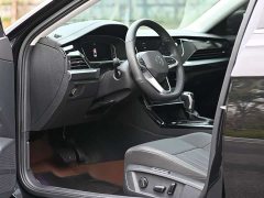 Volkswagen Passat Outstanding Edition 380TSI Starry Sky Dragon Ascendant Version - ფოტო 4