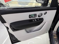Rolls-Royce Cullinan Black Badge - ფოტო 11