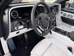 Rolls-Royce Cullinan Black Badge - ფოტო 9