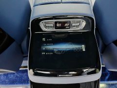 Mercedes-Benz V-Class 2023 V 260 L Genesis - ფოტო 19