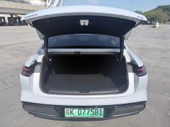 Geely Galaxy E8 550km Rear-Wheel Drive Pro - ფოტო 11
