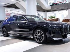 BMW 7 Series 2023 735Li M Sport Package - ფოტო 3