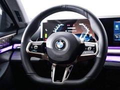 BMW 5 Series 530Li Luxury M Sport Package - ფოტო 15