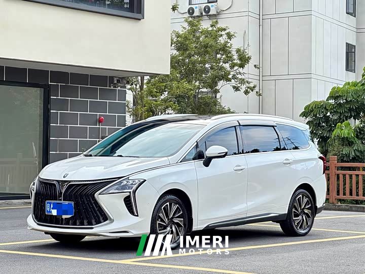 Dongfeng Fengxing Yacht 1.5T DCT Moon-Embracing Edition - ავტომობილი ჩინეთიდან