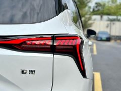 Dongfeng Fengxing Yacht 1.5T DCT Moon-Embracing Edition - ფოტო 9