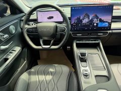 Chery Arrizo 8 PRO 2.0T DCT Luxury - ფოტო 9