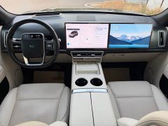 Li Auto L8 Pro - ფოტო 11
