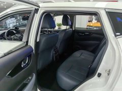Nissan Qashqai Facelift Honor 2.0L CVT XV Sincere Edition - ფოტო 11
