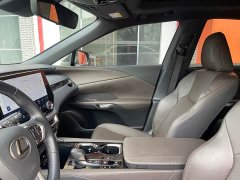 Lexus RX 350h AWD Premium Edition - ფოტო 19