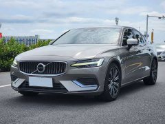 Volvo S60 B4 Intelligent Remote Luxury Edition - ფოტო 1