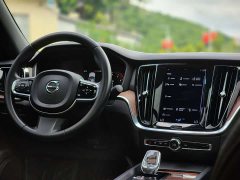 Volvo S60 B4 Intelligent Remote Luxury Edition - ფოტო 14