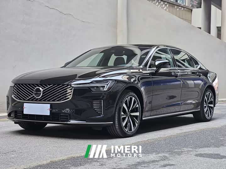 Volvo S90 B5 Intelligent Luxury Edition