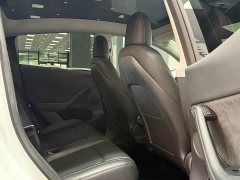 Tesla Model Y Long Range All-Wheel Drive - ფოტო 11