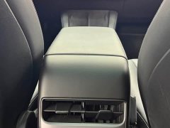 Tesla Model Y Long Range All-Wheel Drive - ფოტო 14