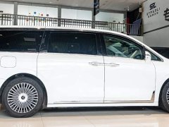 Voyah Lantu Dreamchaser PHEV AWD Flagship Kunpeng Edition - ფოტო 4