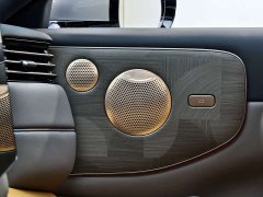 IM Motors Zhiji LS8 52 Max Luxury Six-Seater - ფოტო 16